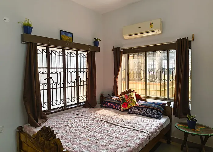 Calcutta Backpackers Hostel